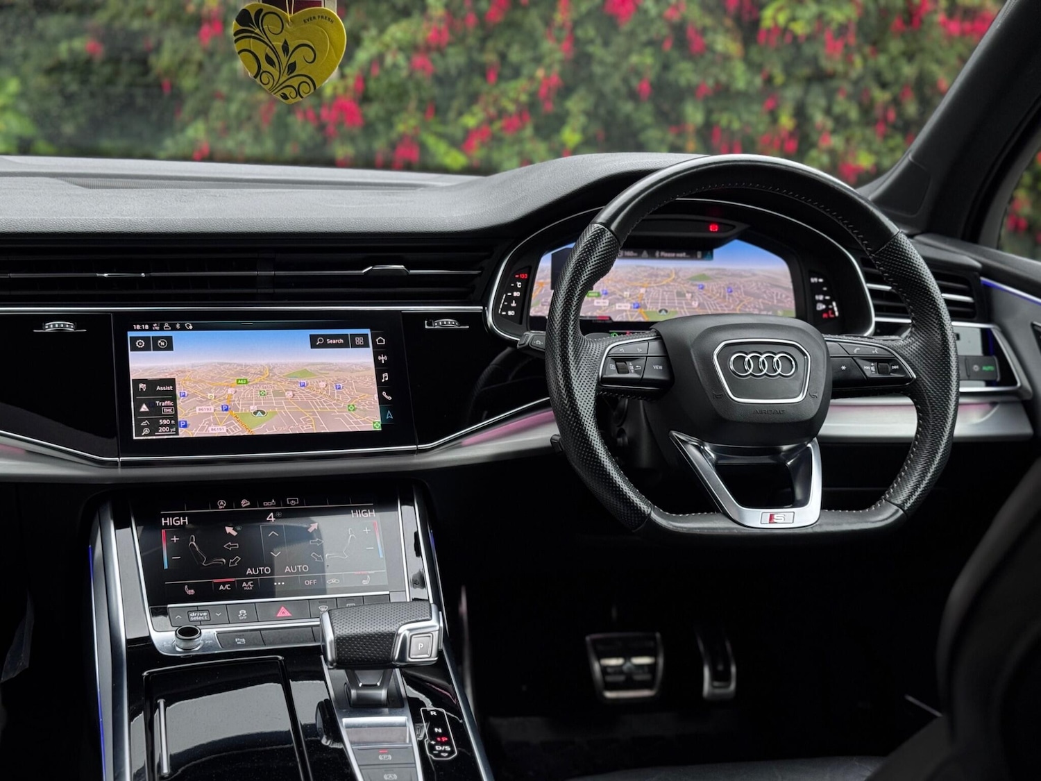 Used Audi Q7 2020 for sale - 76766611: Photo 41