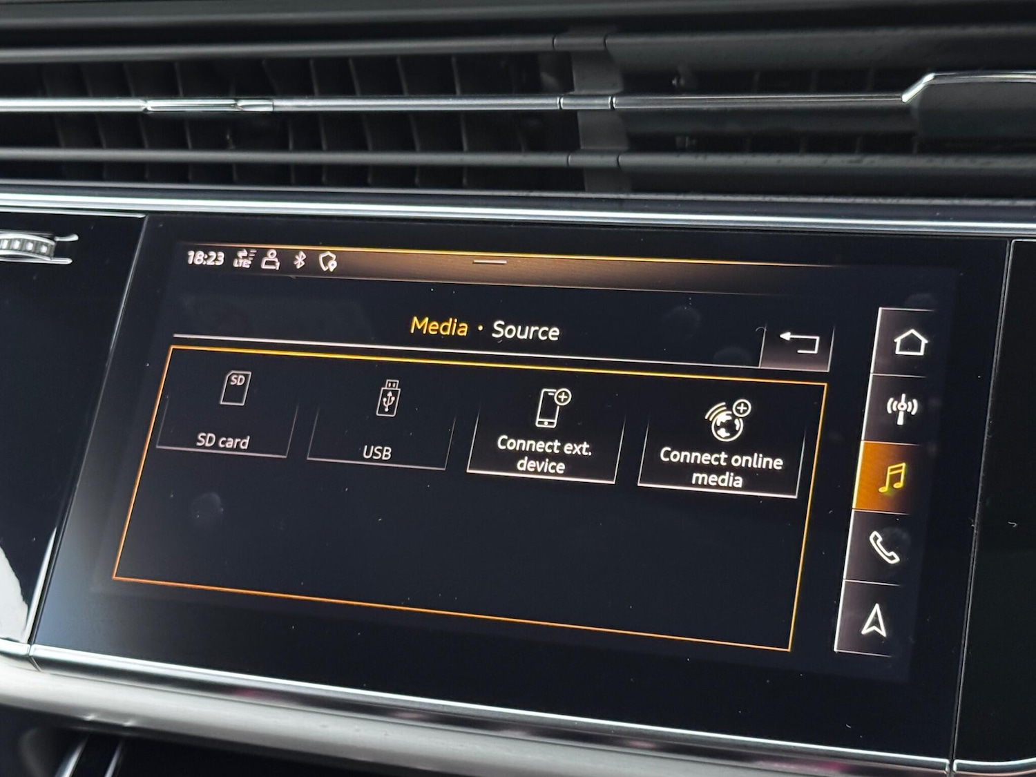 Used Audi Q7 2020 for sale - 76766611: Photo 65