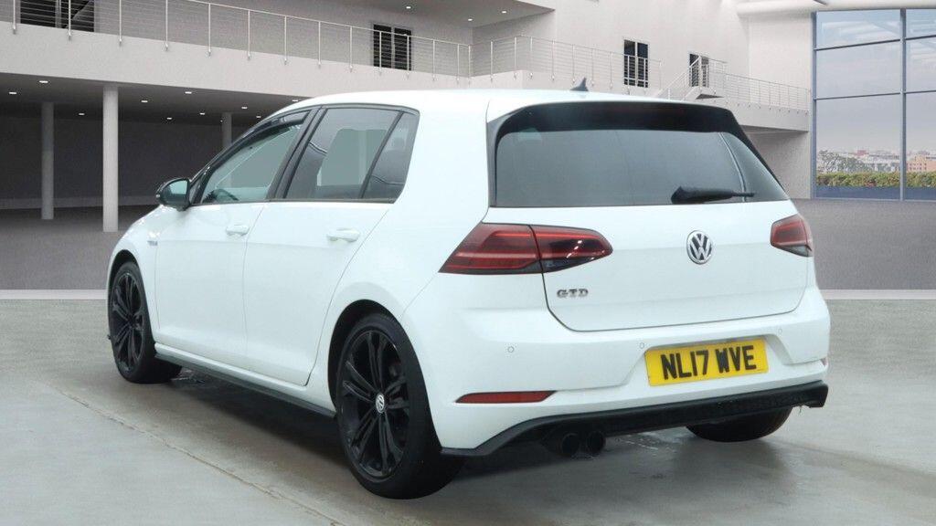 Used Volkswagen Golf 2017 for sale - 77559765: Photo 2