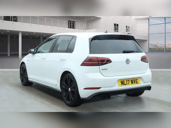 Used Volkswagen Golf 2017 for sale - 77559765: Photo