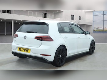 Used Volkswagen Golf 2017 for sale - 77559765: Photo