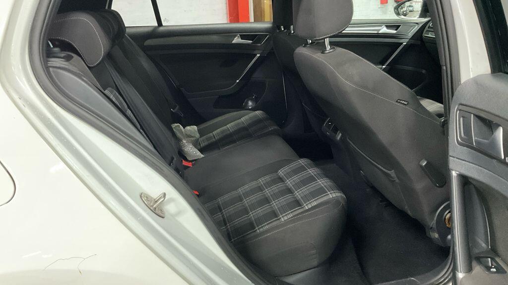 Used Volkswagen Golf 2017 for sale - 77559765: Photo 7