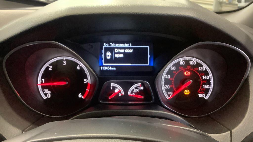 Used Ford Focus 2017 for sale - 77940218: Photo 9