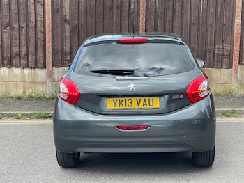 Used Peugeot 208 2013 for sale - 75531168: Photo