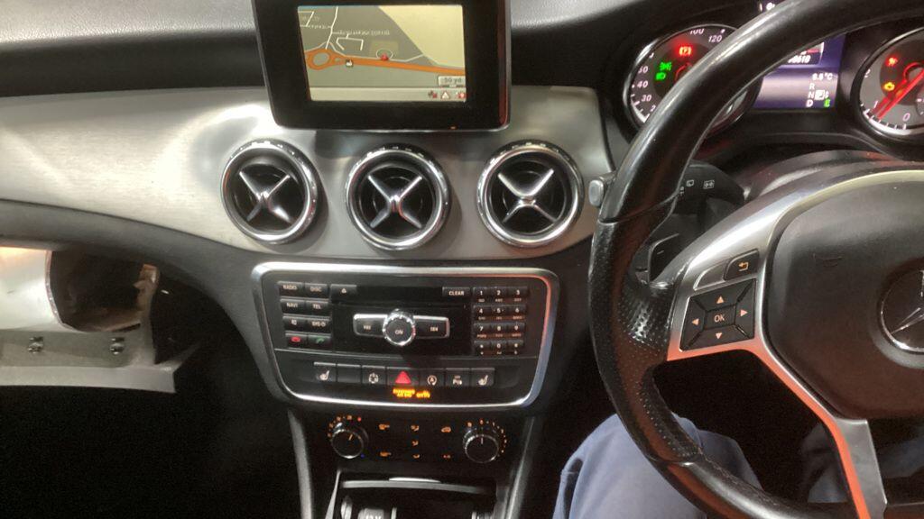 Used Mercedes-Benz GLA 2015 for sale - 77015682: Photo 8