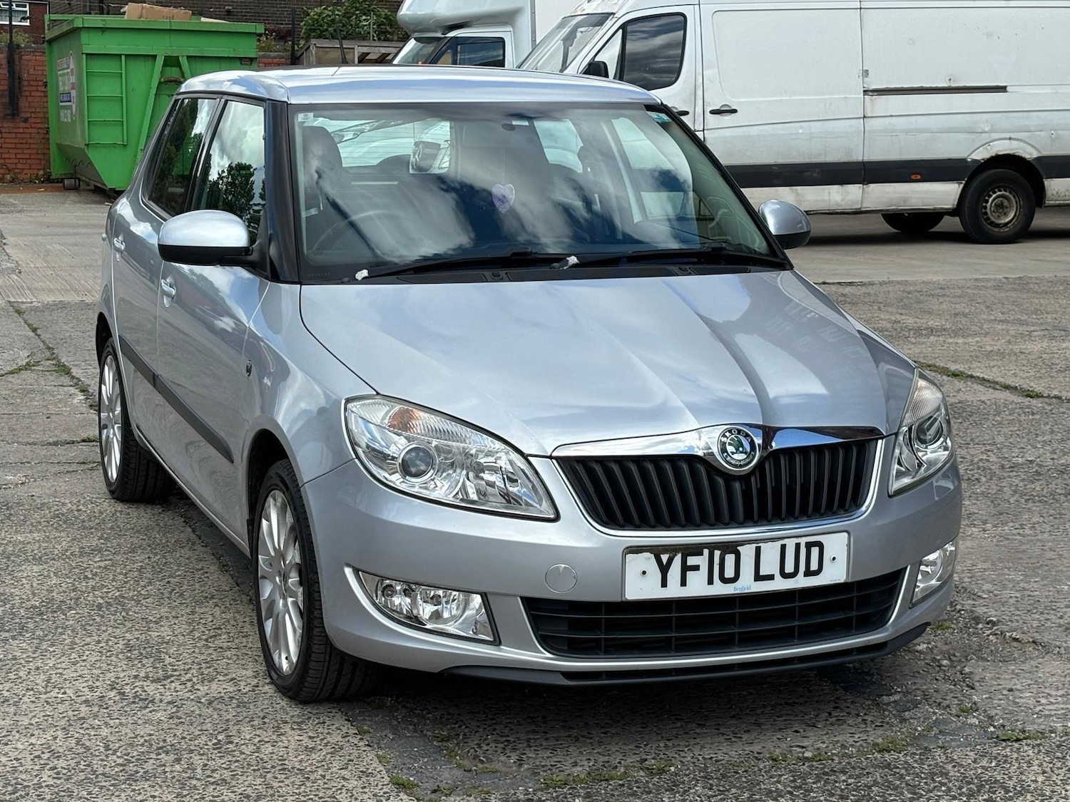 Used Skoda Fabia 2010 for sale - 76990583: Photo 2
