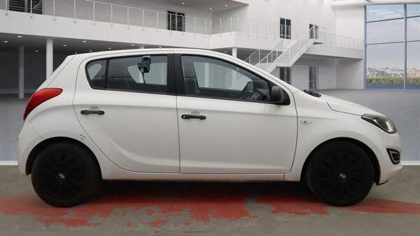 Used Hyundai i20 2012 for sale - 77737040: Photo 5