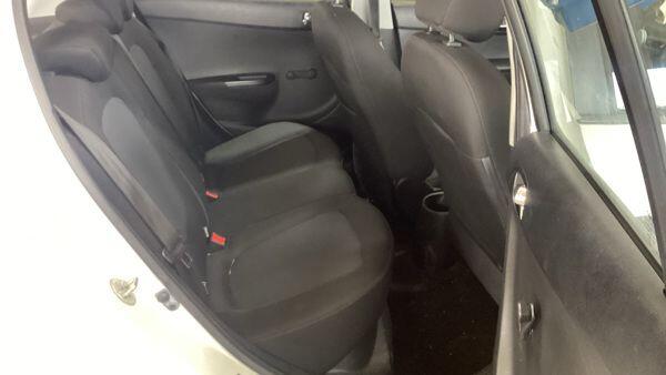 Used Hyundai i20 2012 for sale - 77737040: Photo 8