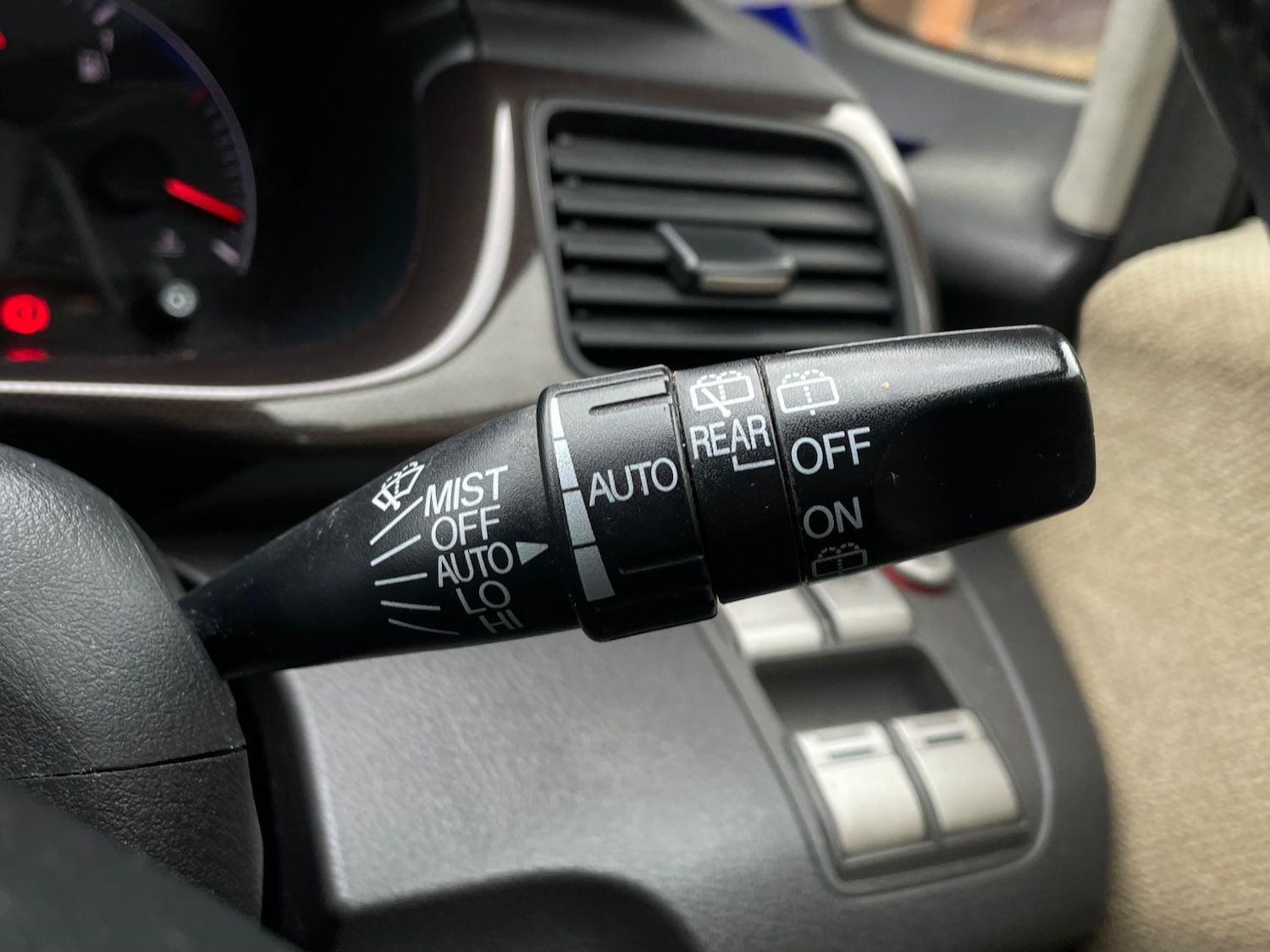 Used Honda FR-V 2007 for sale - 76993304: Photo 39