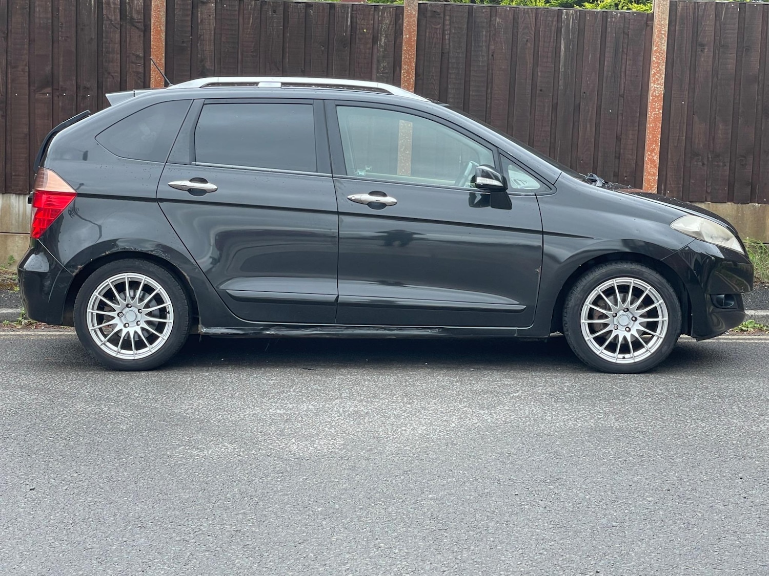 Used Honda FR-V 2007 for sale - 76993304: Photo 6