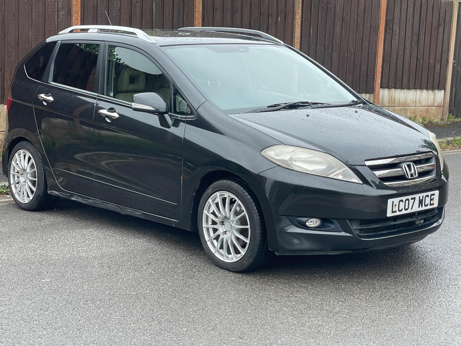 Used Honda FR-V 2007 for sale - 76993304: Photo 7