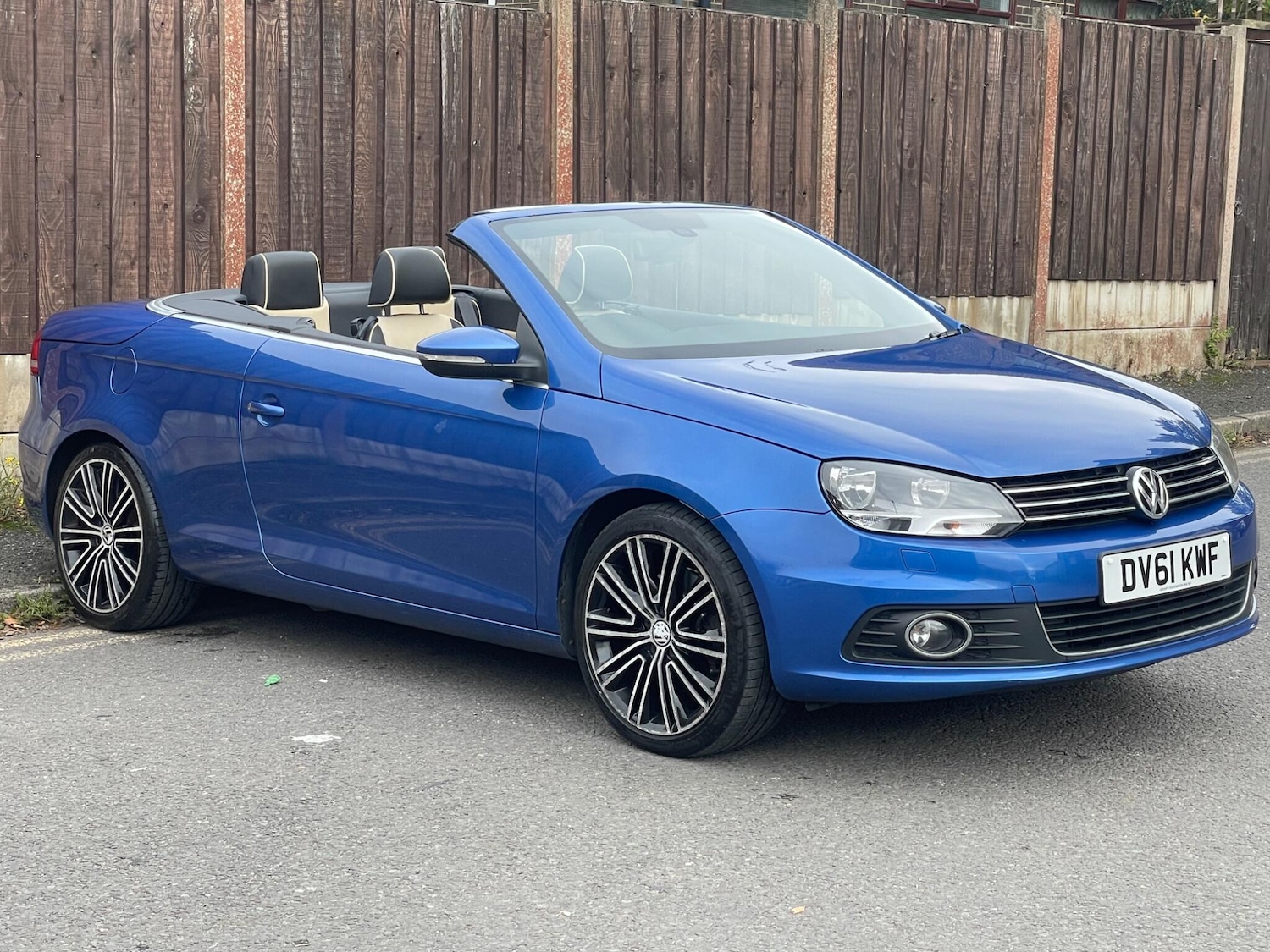 Used Volkswagen EOS 2011 for sale - 76215406: Photo 18