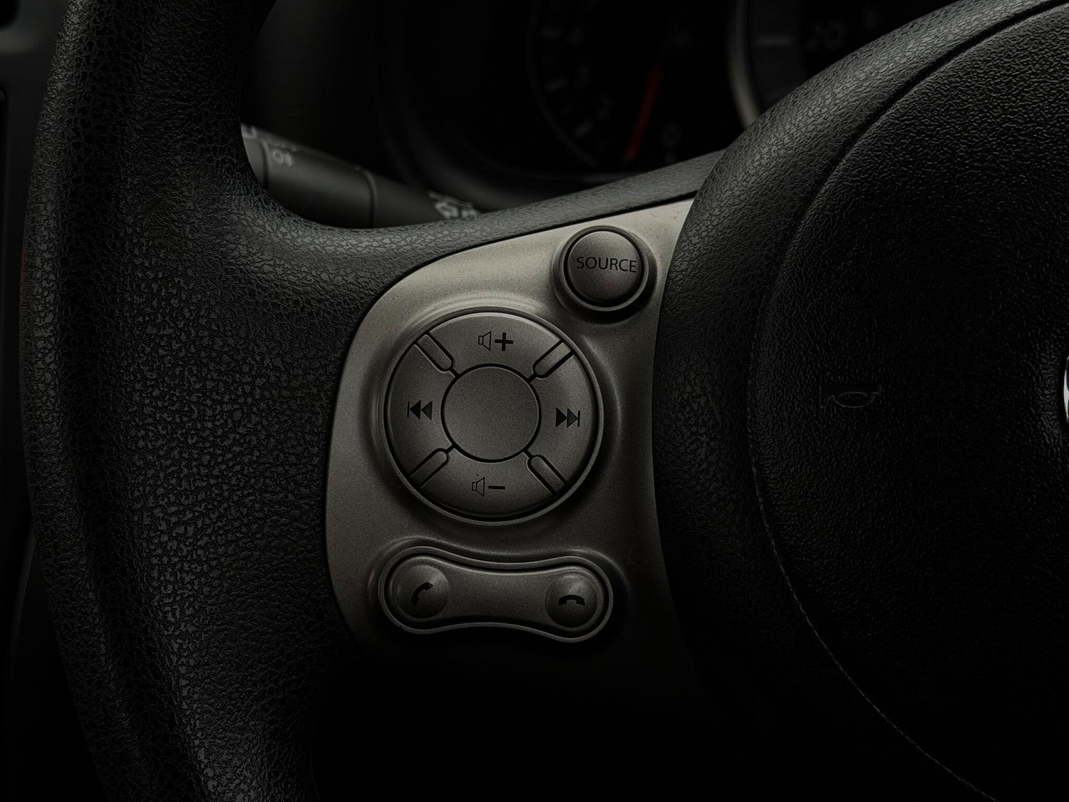 Used Nissan Micra 2016 for sale - 76315176: Photo 25