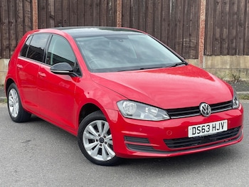 Volkswagen - Golf