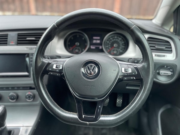 Used Volkswagen Golf 2013 for sale - 76215583: Photo 21