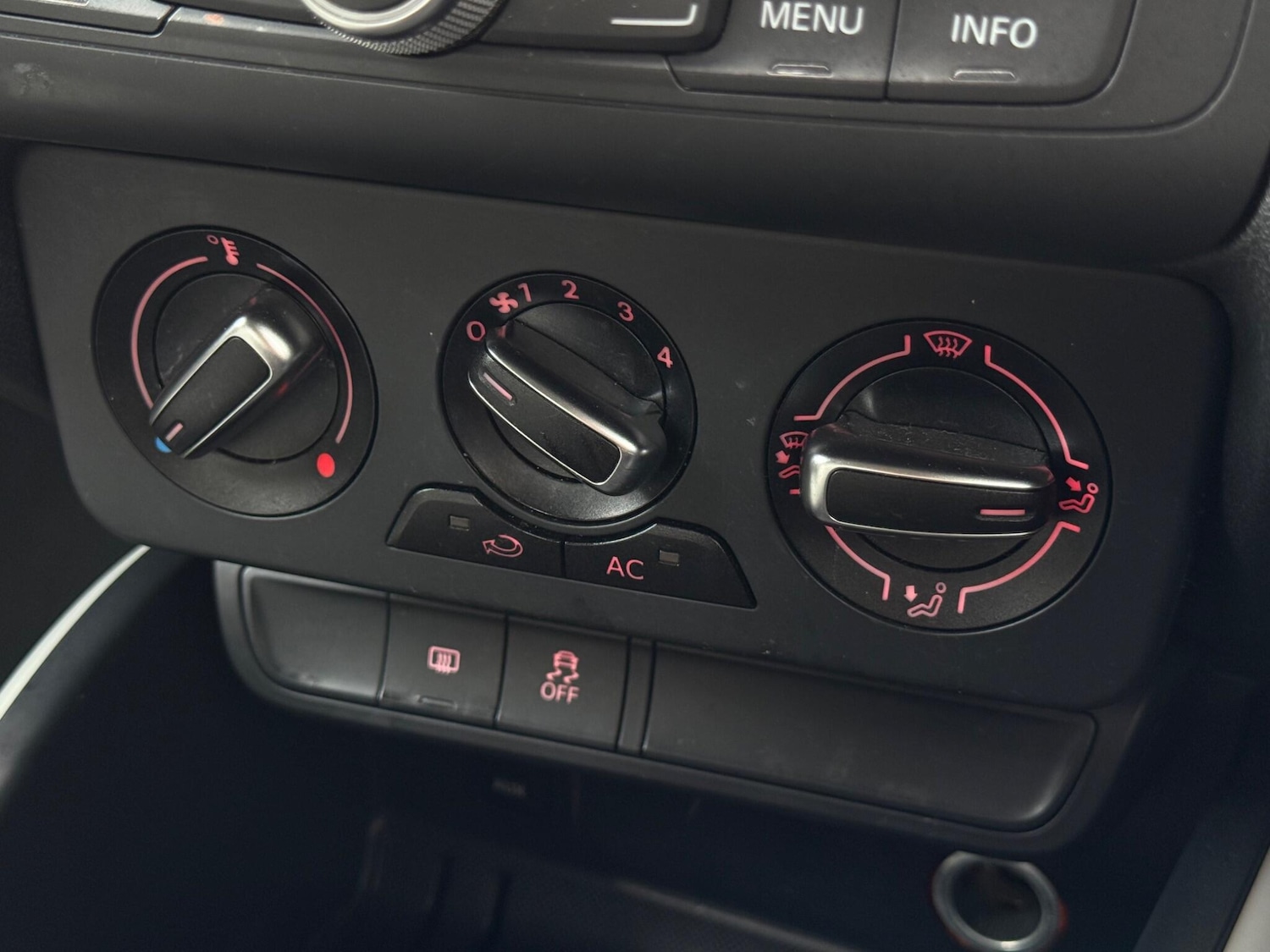 Used Audi A1 2011 for sale - 76987972: Photo 41