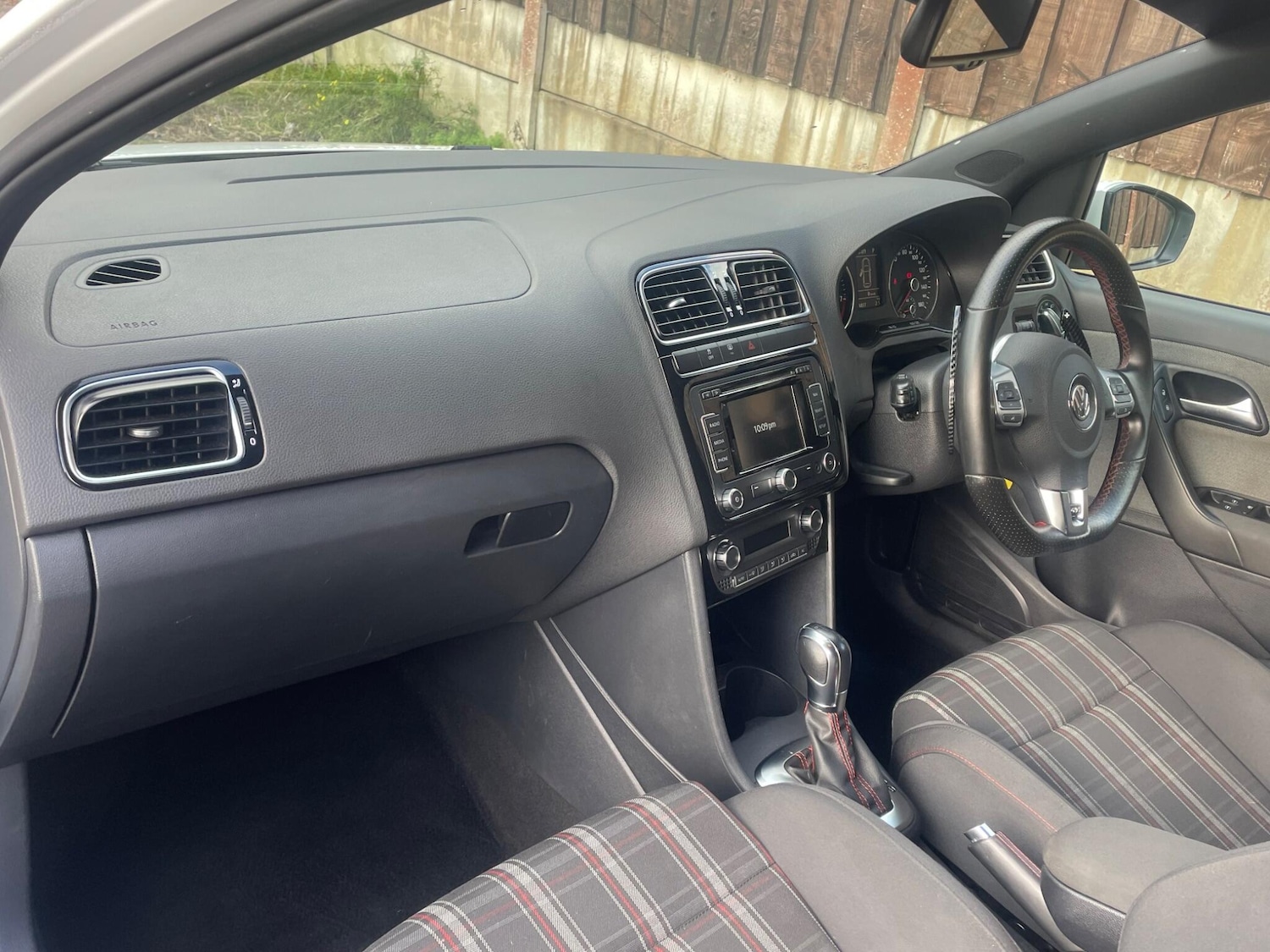 Used Volkswagen Polo 2013 for sale - 76317962: Photo 14