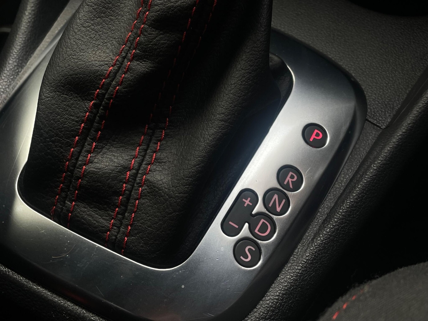 Used Volkswagen Polo 2013 for sale - 76317962: Photo 51