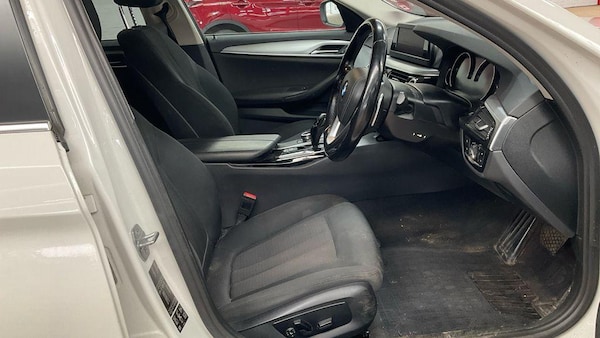 Used BMW 5 Series 2018 for sale - 74498830: Photo 8