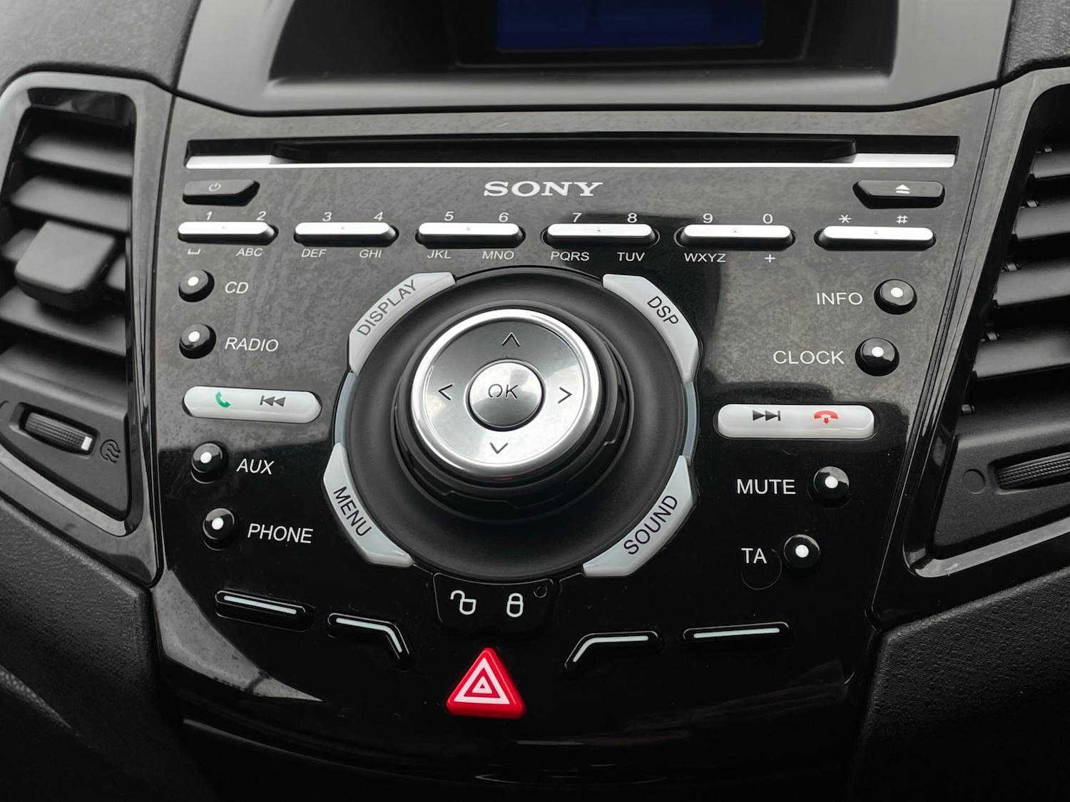 Used Ford Fiesta 2014 for sale - 77130647: Photo 17