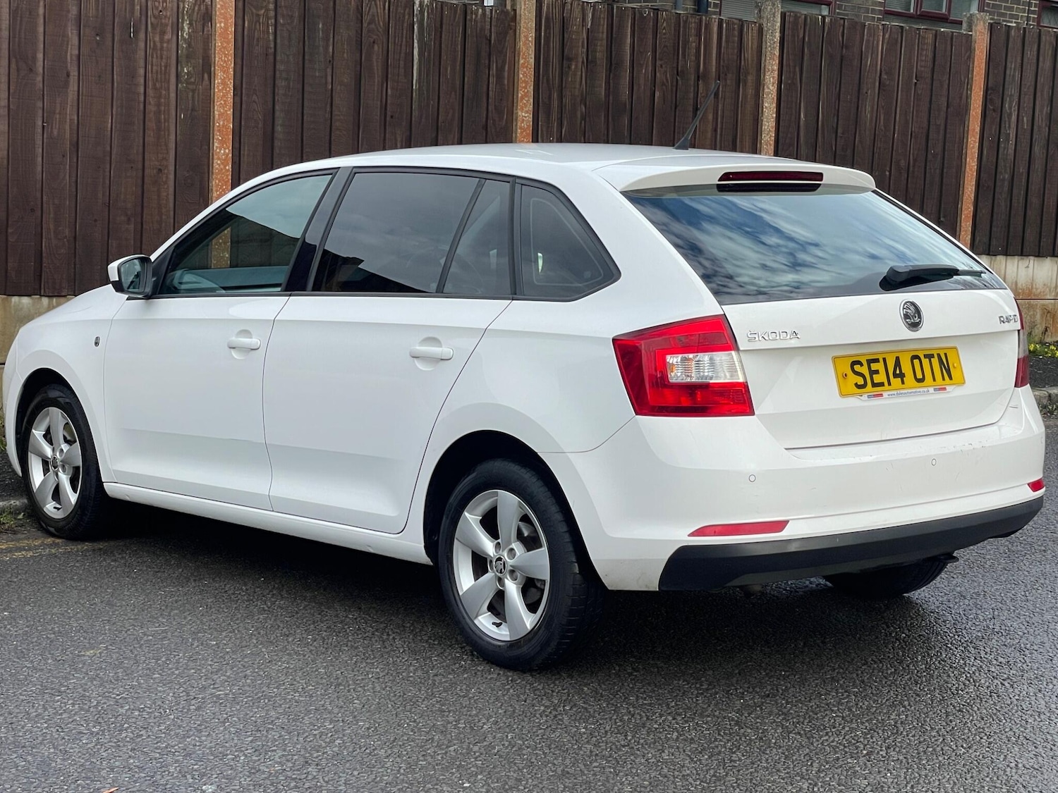 Used Skoda Rapid Spaceback 2014 for sale - 76994582: Photo 11