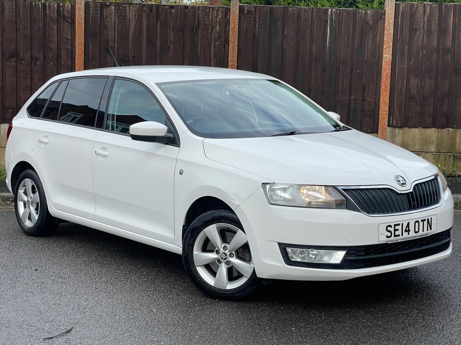 Used Skoda Rapid Spaceback 2014 for sale - 76994582: Photo 13