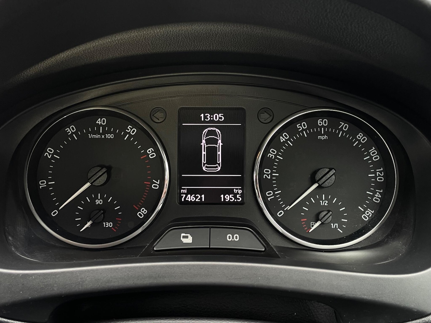 Used Skoda Rapid Spaceback 2014 for sale - 76994582: Photo 25