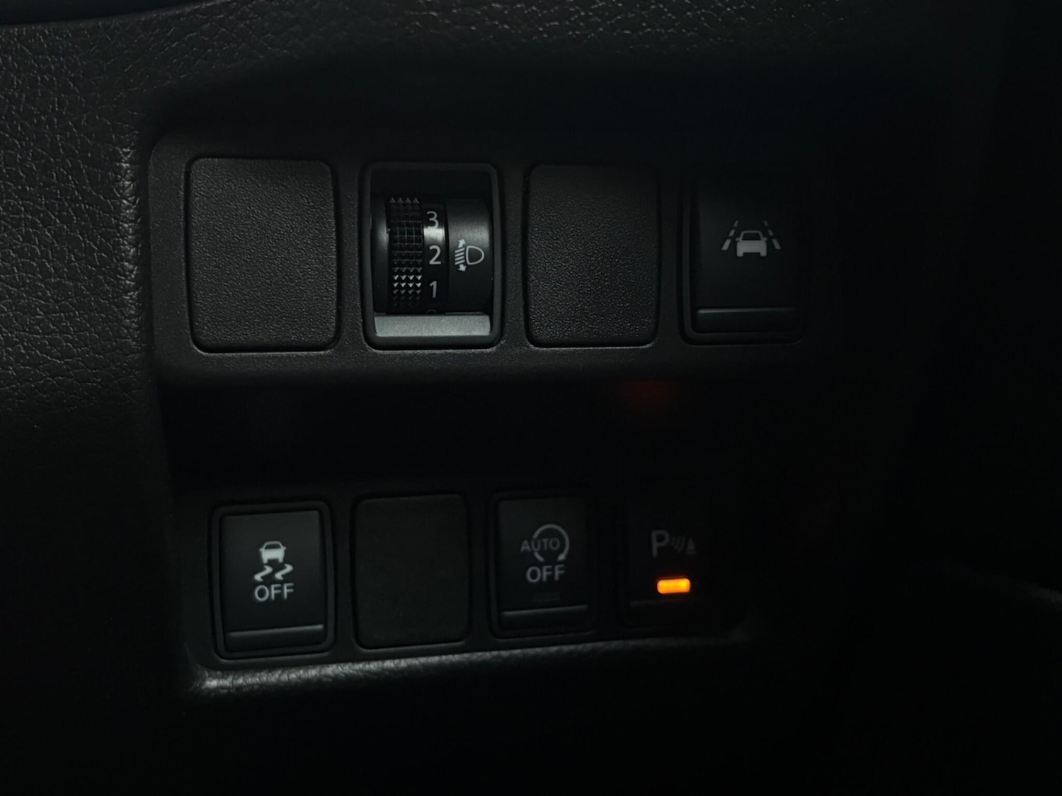 Used Nissan Qashqai 2016 for sale - 77387641: Photo 63