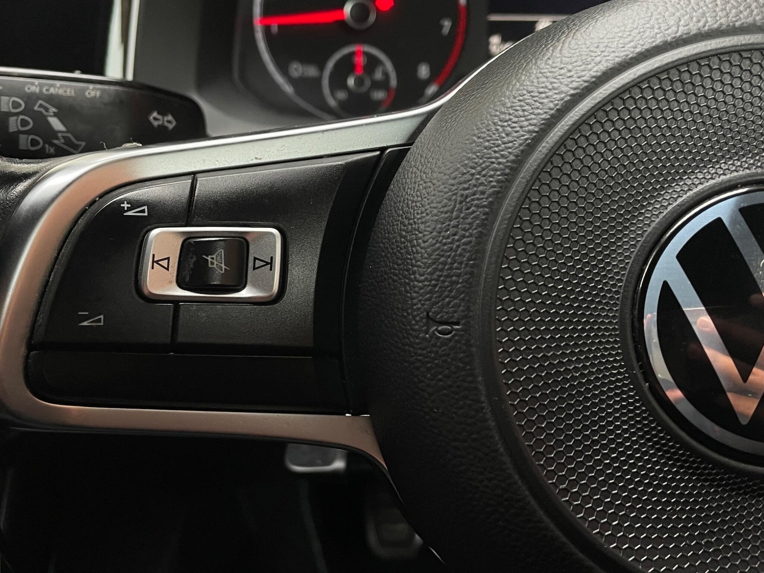 Used Volkswagen Polo 2021 for sale - 76188497: Photo 27