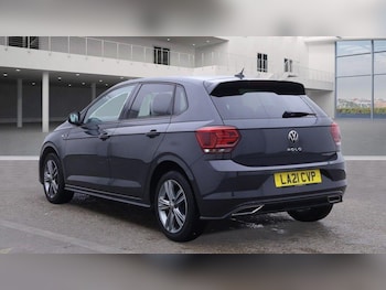 Used Volkswagen Polo 2021 for sale - 76188497: Photo 2