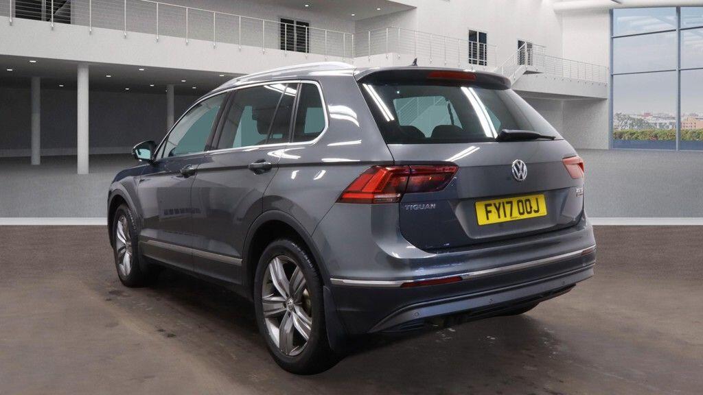 Used Volkswagen Tiguan 2017 for sale - 77351393: Photo 2