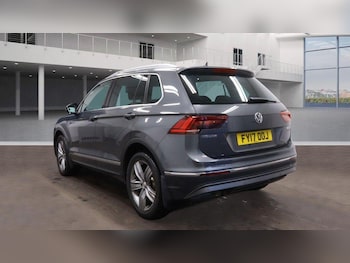 Used Volkswagen Tiguan 2017 for sale - 77351393: Photo
