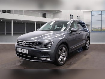 Used Volkswagen Tiguan 2017 for sale - 77351393: Photo