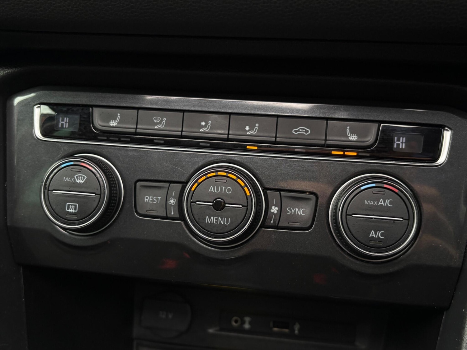 Used Volkswagen Tiguan 2017 for sale - 77351393: Photo 61