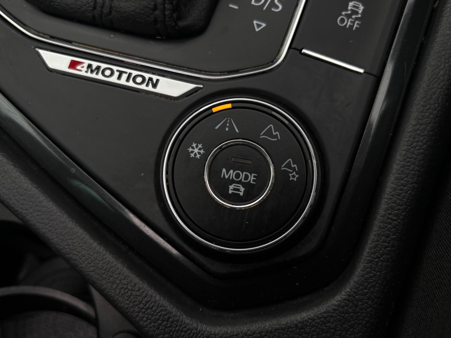 Used Volkswagen Tiguan 2017 for sale - 77351393: Photo 67