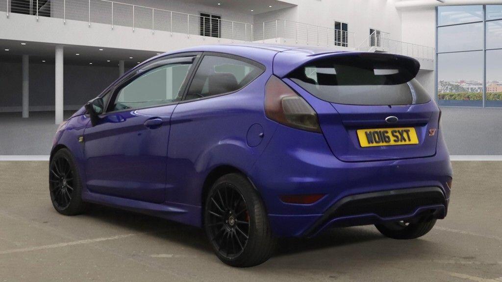 Used Ford Fiesta 2016 for sale - 76539203: Photo 2