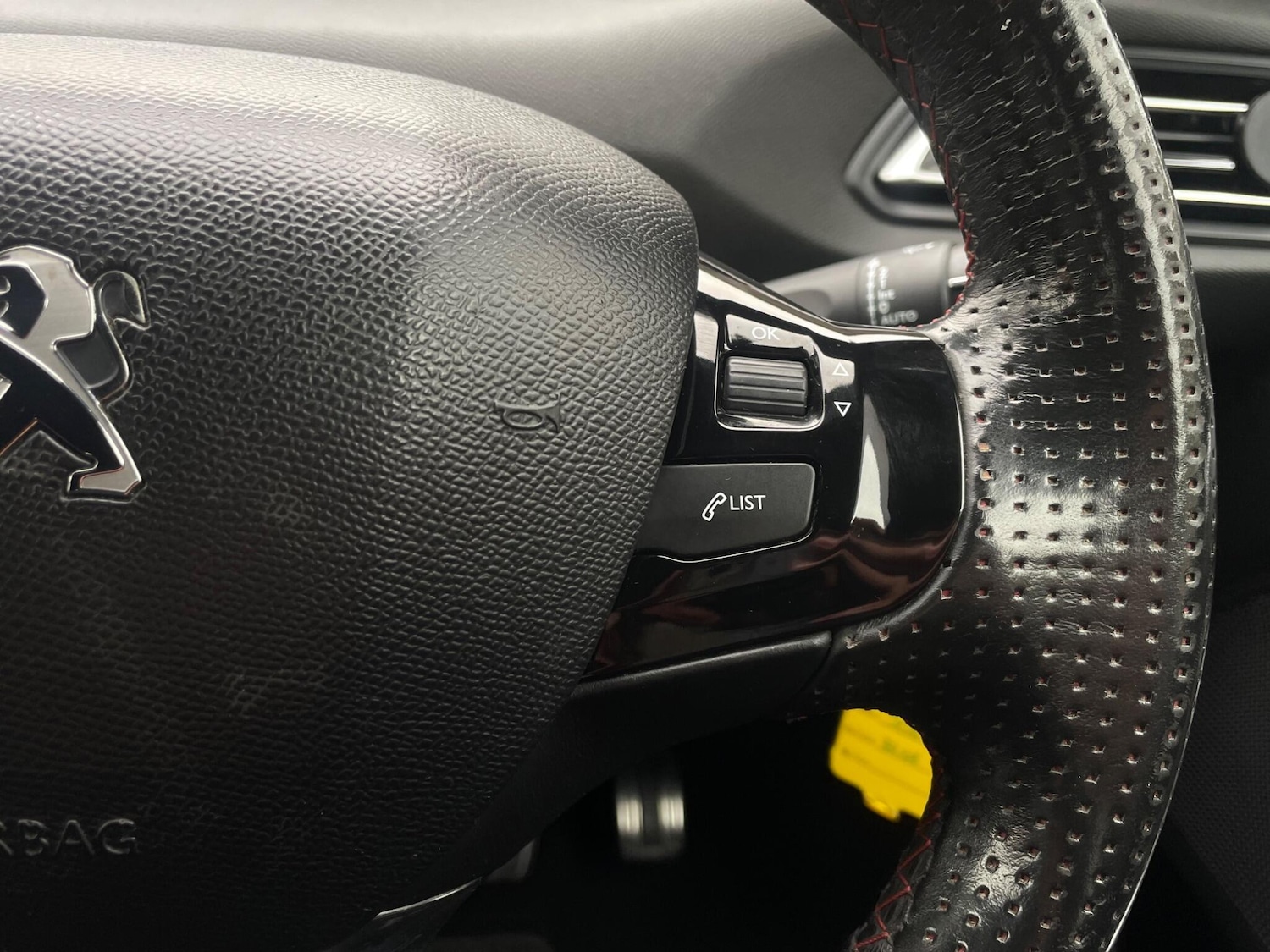 Used Peugeot 308 2015 for sale - 76179513: Photo 21