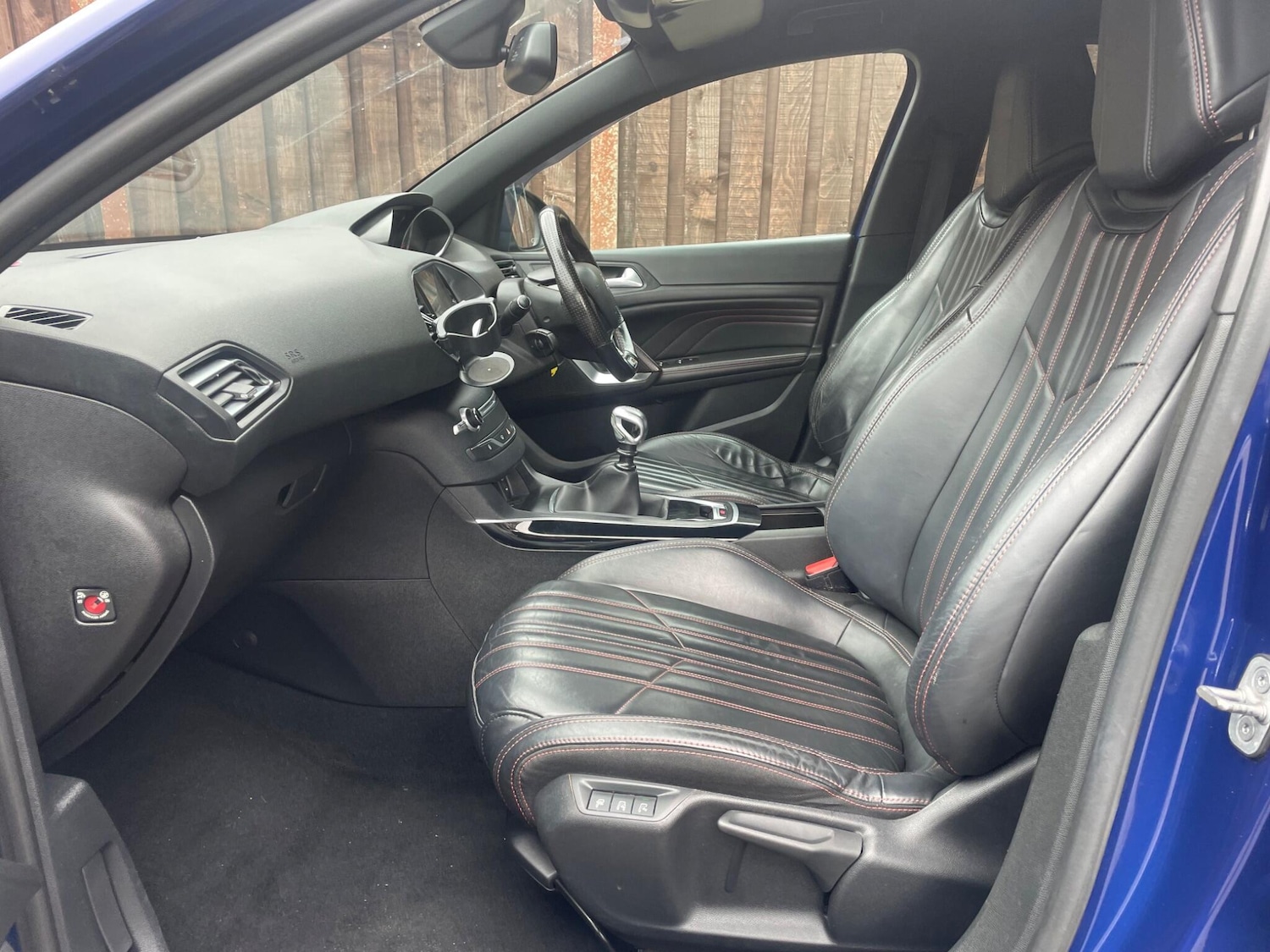 Used Peugeot 308 2015 for sale - 76179513: Photo 27