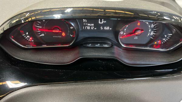Used Peugeot 208 2013 for sale - 76214028: Photo 10