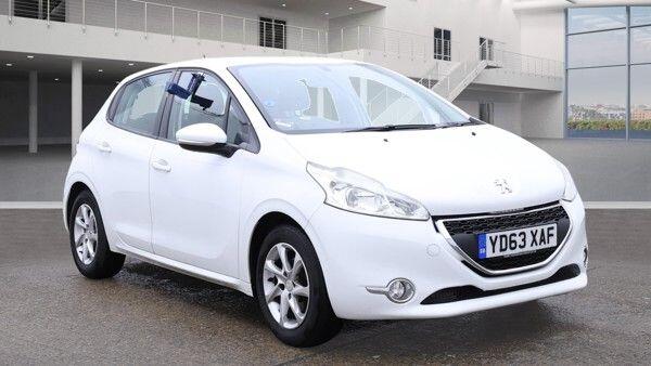 Used Peugeot 208 2013 for sale - 76214028: Photo 1