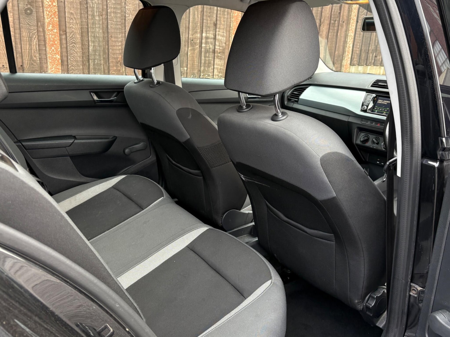 Used Skoda Fabia 2017 for sale - 77424632: Photo 23