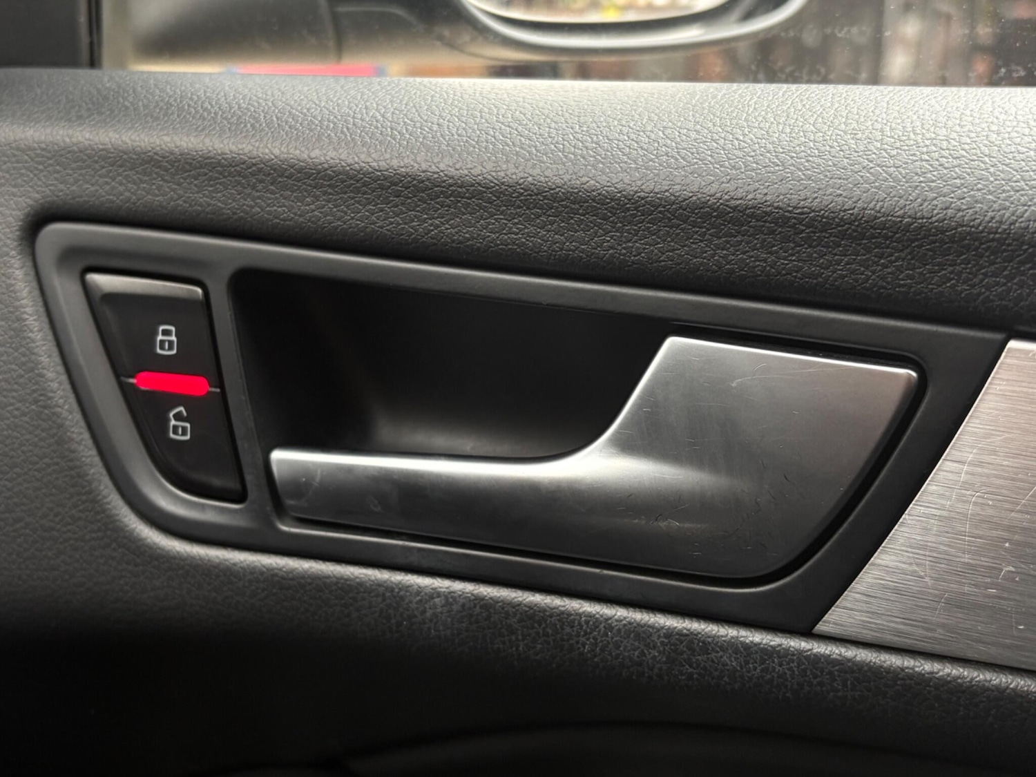 Used Audi Q5 2014 for sale - 77345072: Photo 81