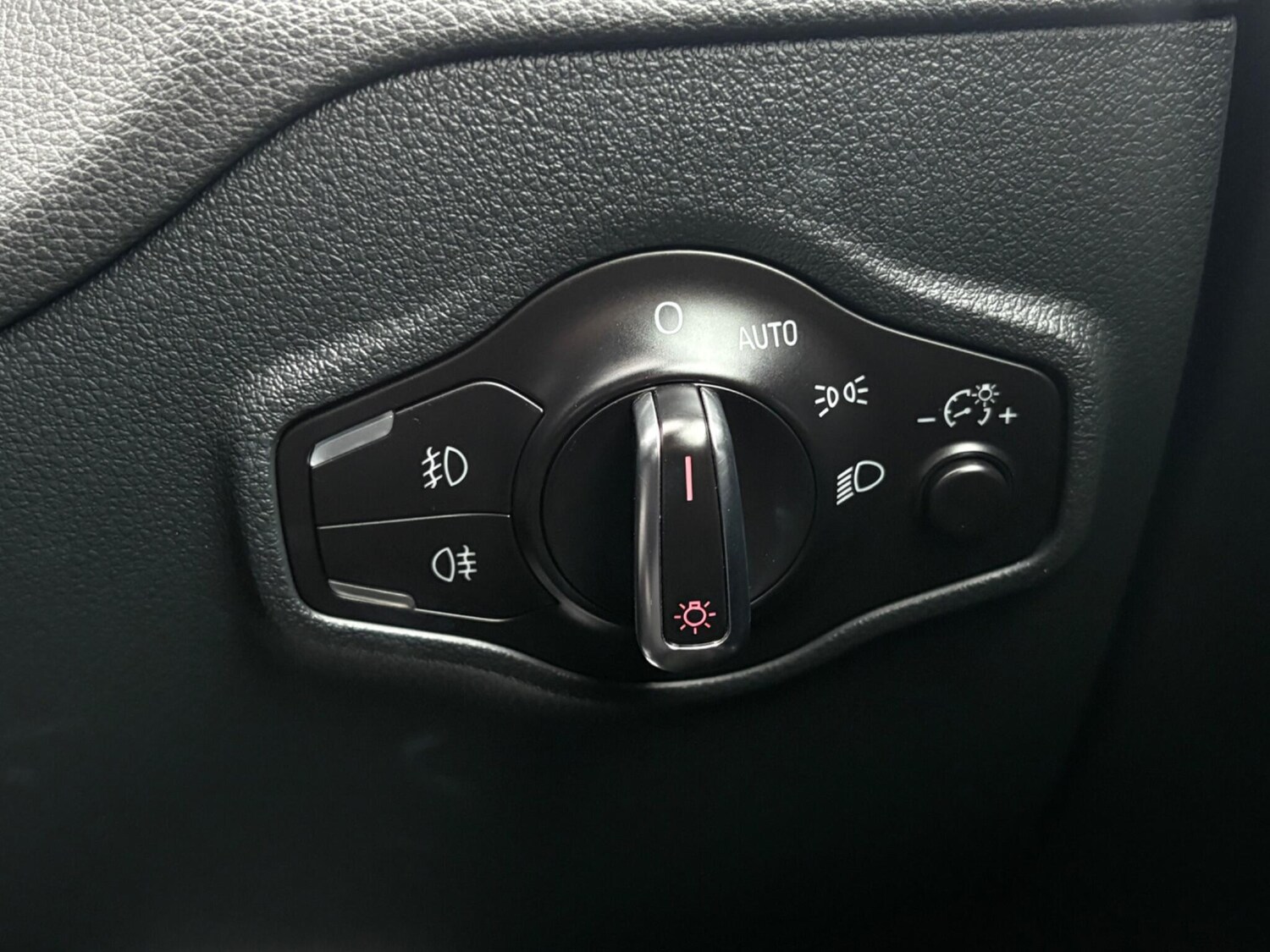 Used Audi Q5 2014 for sale - 77345072: Photo 82