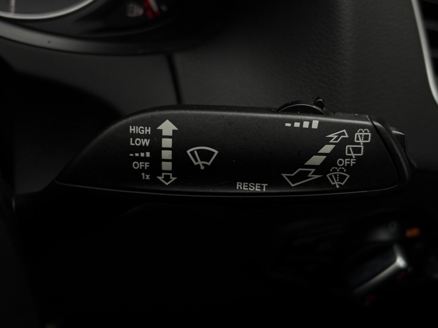 Used Audi SQ5 2015 for sale - 77143993: Photo 43