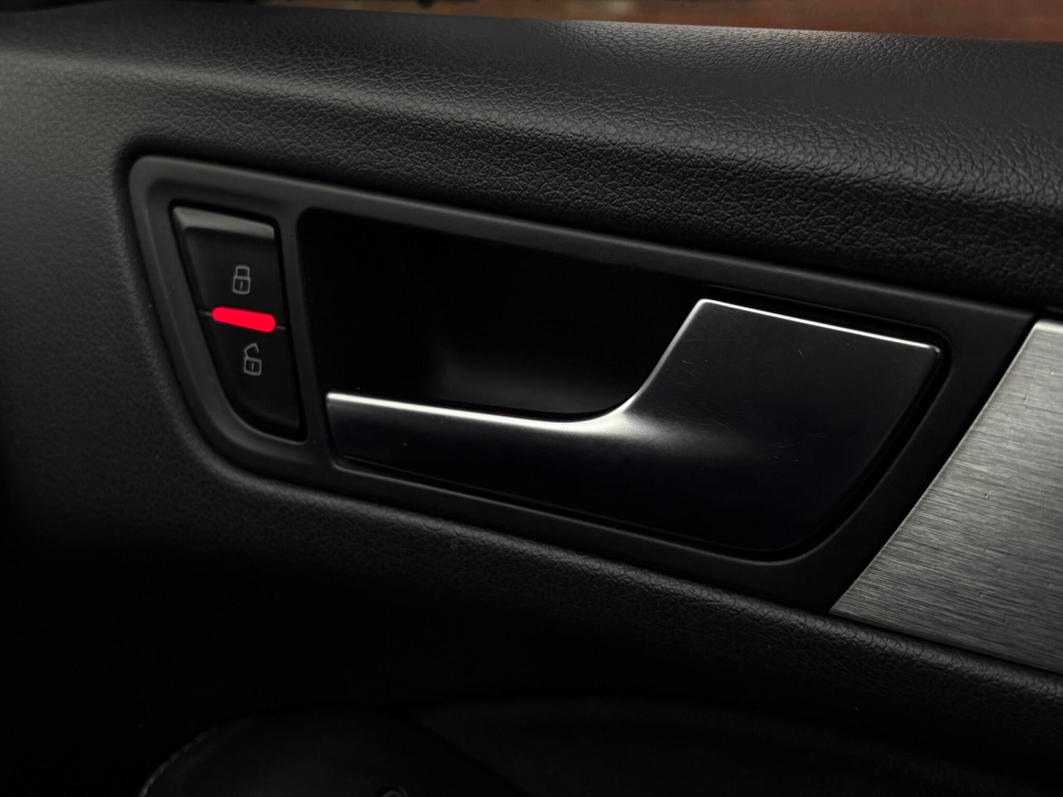 Used Audi SQ5 2015 for sale - 77143993: Photo 59