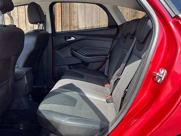 Used Ford Focus 2011 for sale - 74509516: Photo 31