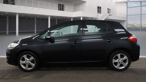 Used Toyota Auris 2010 for sale - 77331434: Photo 6