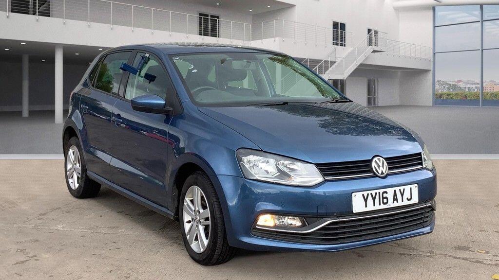 Used Volkswagen Polo 2016 for sale - 76399354: Photo 1