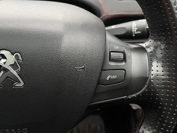 Used Peugeot 208 2014 for sale - 73672275: Photo 33
