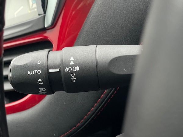 Used Peugeot 208 2014 for sale - 73672275: Photo 34